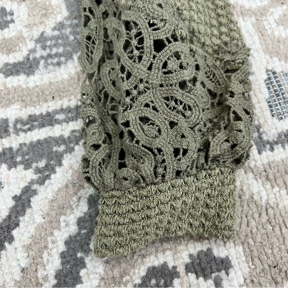 Miss Me Waffle Knit Hanley Oversized Crochet Top Women’s Size Small Boho - Picture 14 of 14